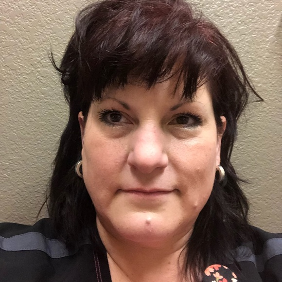 Meet your Posher, Tamera - Picture 1 of 1